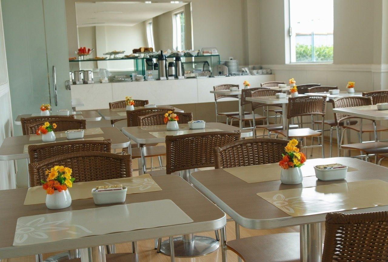 Real Hotel Sete Lagoas Esterno foto